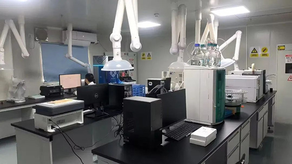 潔凈室與相關(guān)受控環(huán)境的AMC控制——材料釋氣檢測服務